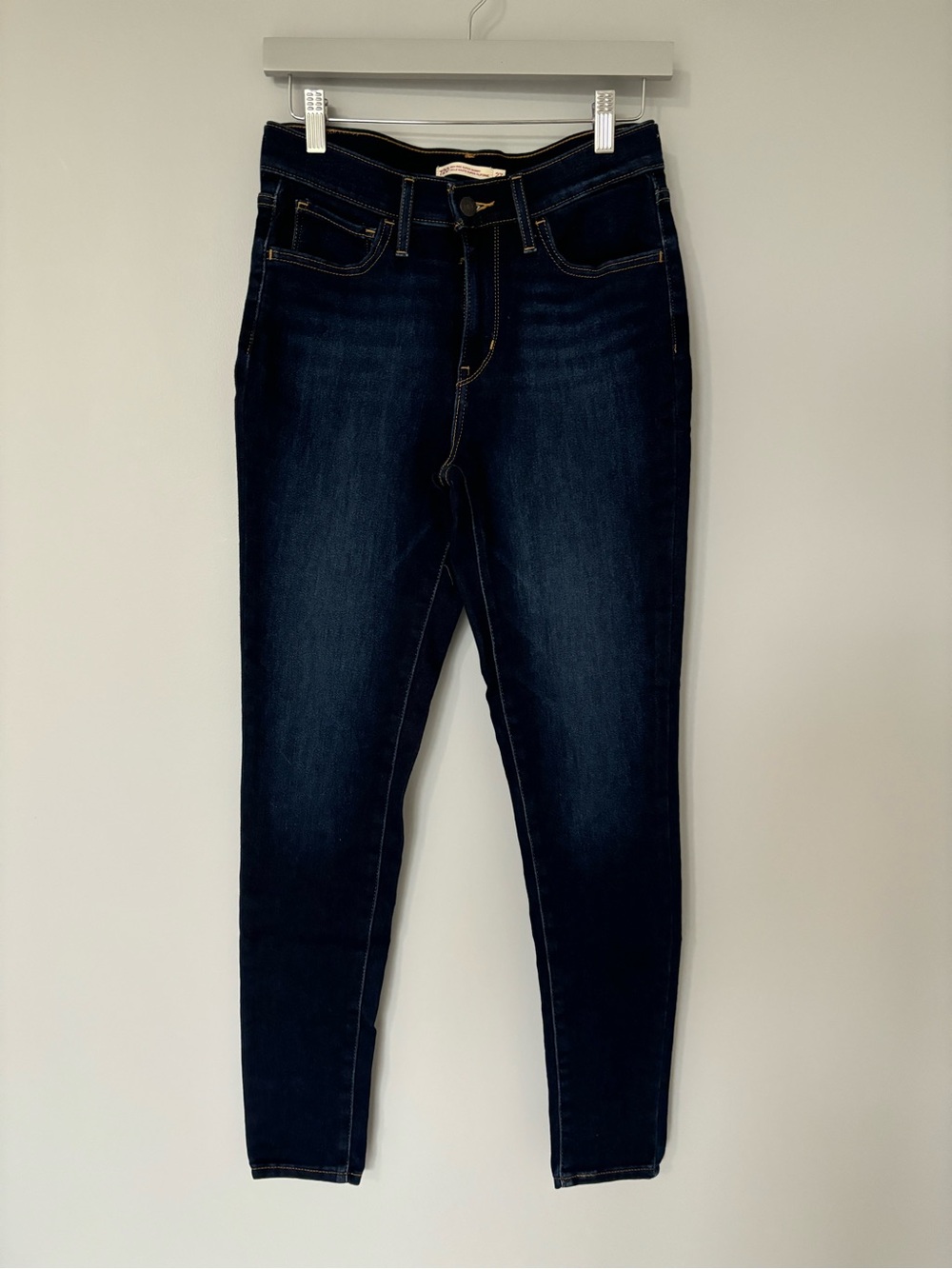 Levi’s Dark Blue High-Rise Super Skinny Jeans Size27